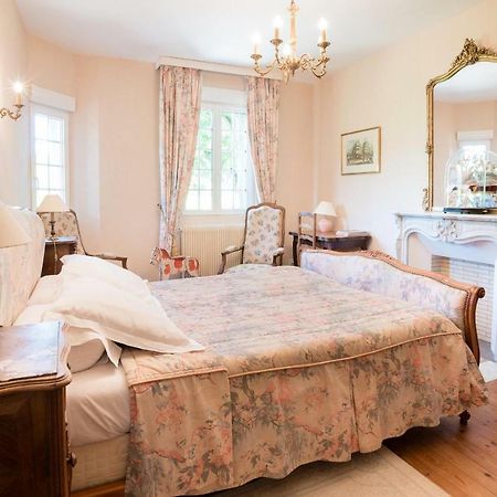 Manoir De Sens Bed & Breakfast Beuvron-en-Auge Eksteriør bilde