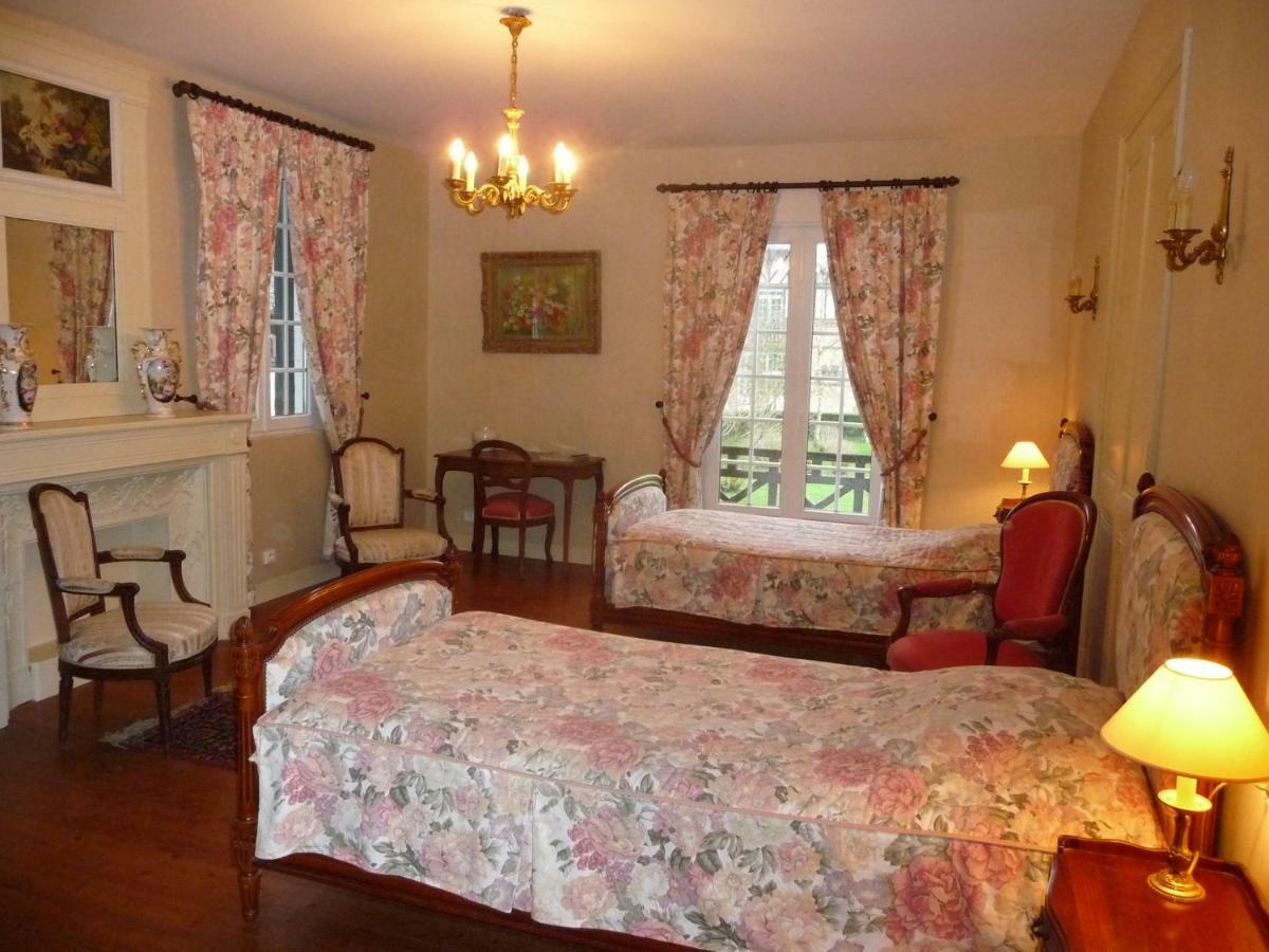Manoir De Sens Bed & Breakfast Beuvron-en-Auge Eksteriør bilde