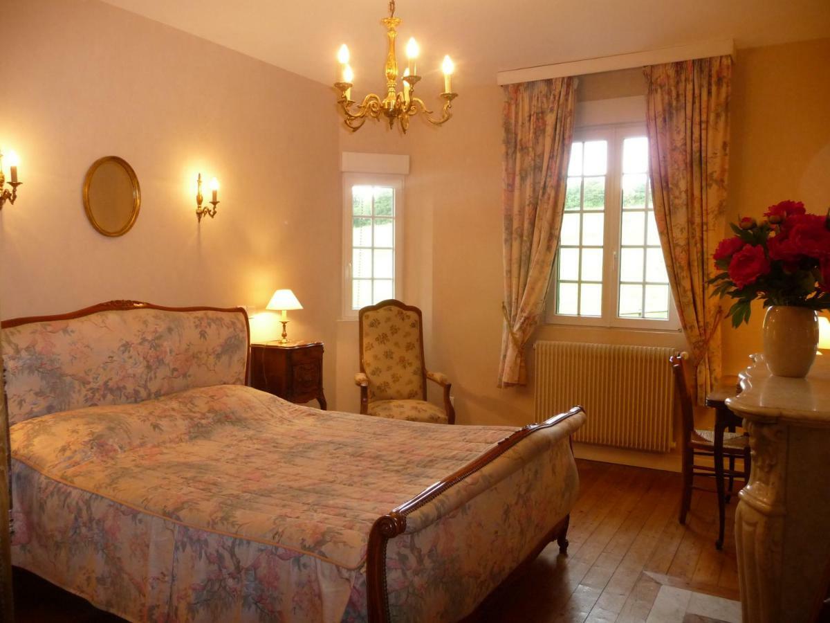 Manoir De Sens Bed & Breakfast Beuvron-en-Auge Eksteriør bilde